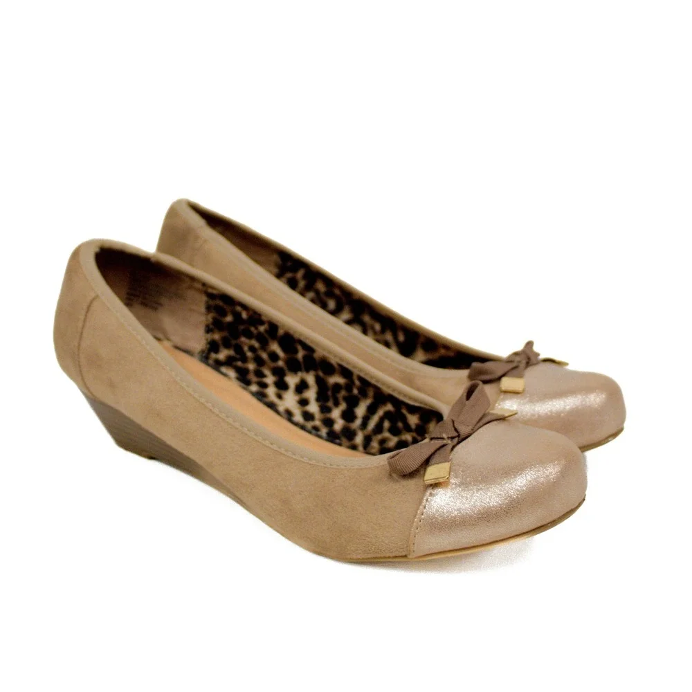 Madden Girl Shoes by STEVE MADDEN 'UMA' Wedge Low Heel Size 8 M
